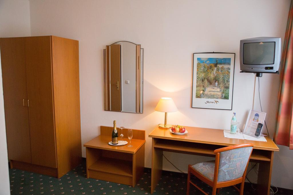 科西玛酒店 法特尔斯特滕 客房 照片